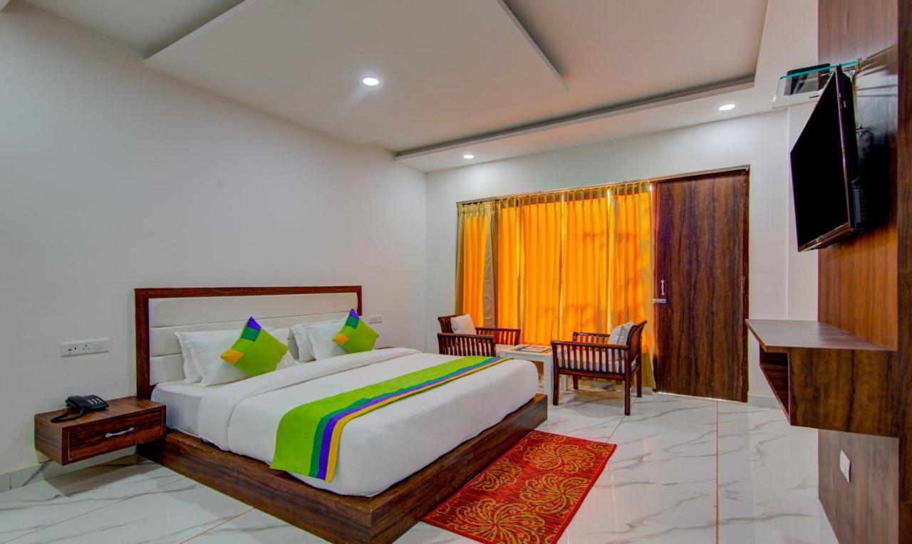 Treebo Down Town, Dalhousie Hotel Exterior foto